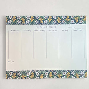 Weekly planner in our Sweet Pea & Daisy Flower Design. 11 x8.5 inches and 50 sheets of tear off pages.